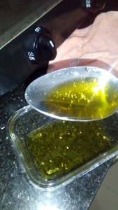 2 tablespoons of olive oil